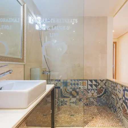 Sands- Seafront - Sea Views - Private Underground Parking Appartamento Arrecife (Lanzarote)