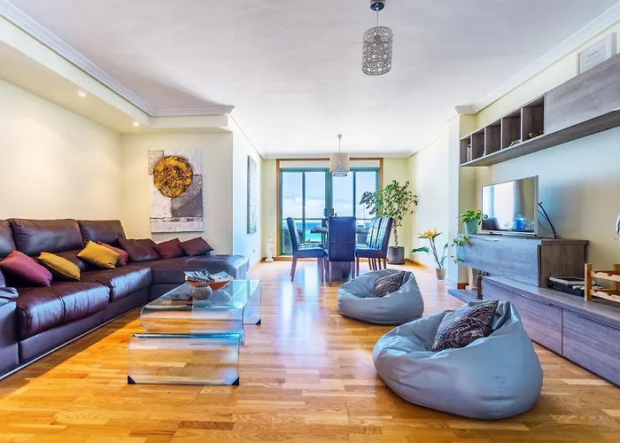 Sands- Seafront - Sea Views - Private Underground Parking ארסיפה