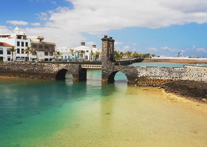 Sands- Seafront - Sea Views - Private Underground Parking