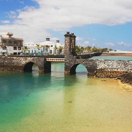 Sands- Seafront - Sea Views - Private Underground Parking