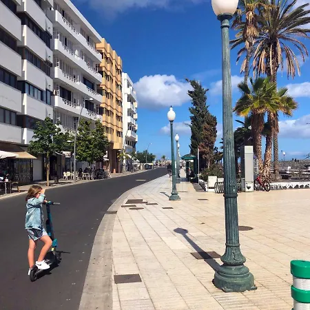 Sands- Seafront - Sea Views - Private Underground Parking Appartement Arrecife (Lanzarote)