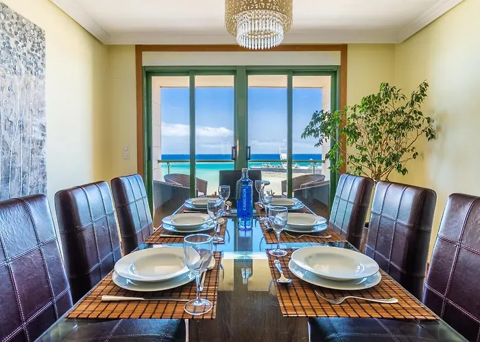 Sands- Seafront - Sea Views - Private Underground Parking Appartement