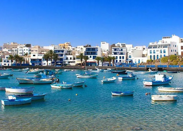 Sands- Seafront - Sea Views - Private Underground Parking Appartement Arrecife (Lanzarote)